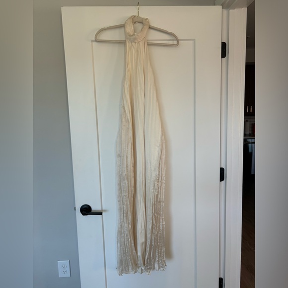 Zara long pleated dress. Current season fall 2024. XS Gold/beige color. - Picture 8 of 9